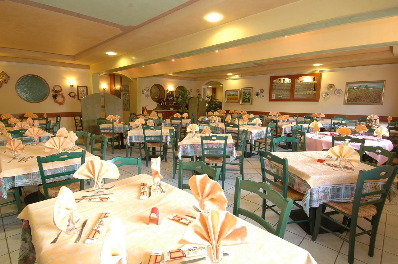 Hotel Ristorante Il Pirata San Vito di Leguzzano Ngoại thất bức ảnh