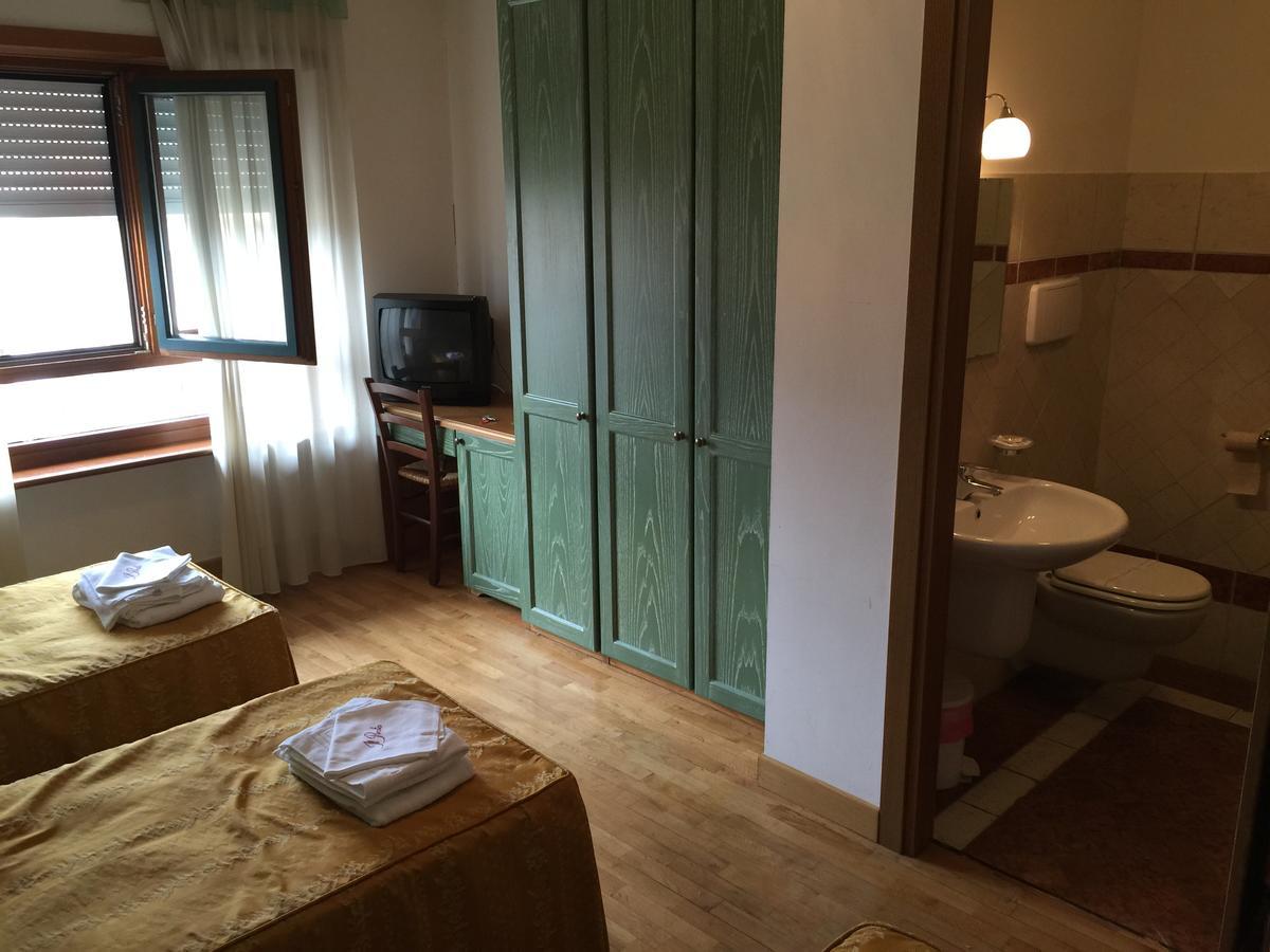 Hotel Ristorante Il Pirata San Vito di Leguzzano Ngoại thất bức ảnh