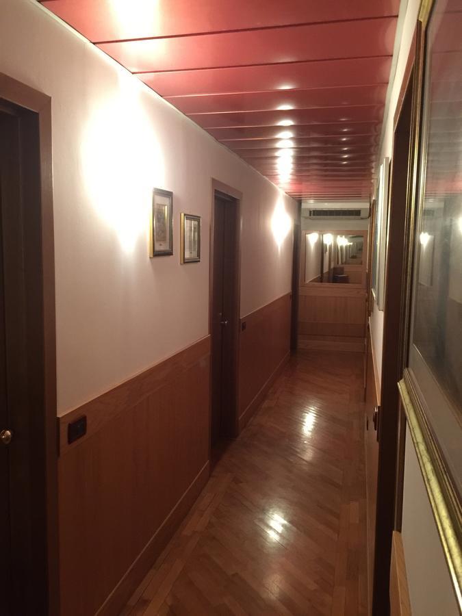 Hotel Ristorante Il Pirata San Vito di Leguzzano Ngoại thất bức ảnh